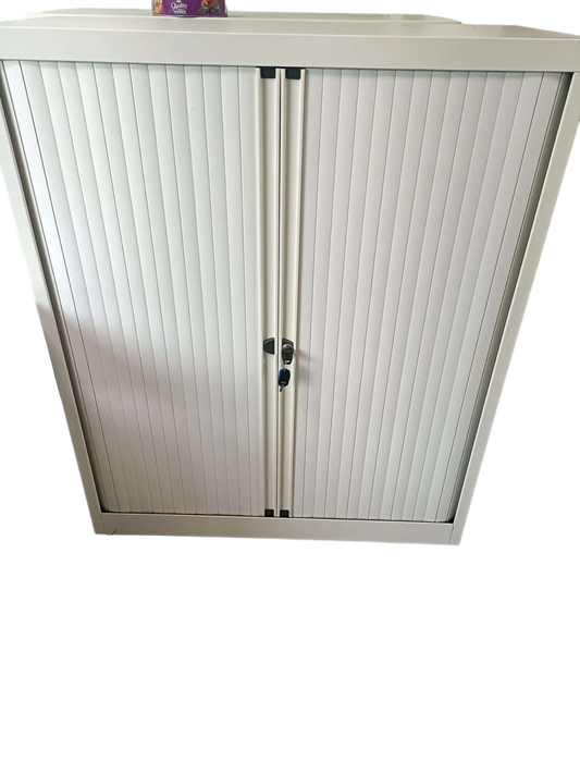 ARMOIRE MÉTALLIQUE À RIDEAU MI HAUTE-Bluedigo
