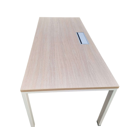 Bureau avec trappe d'accès - Plateau Chêne - Pieds Blanc-Bluedigo