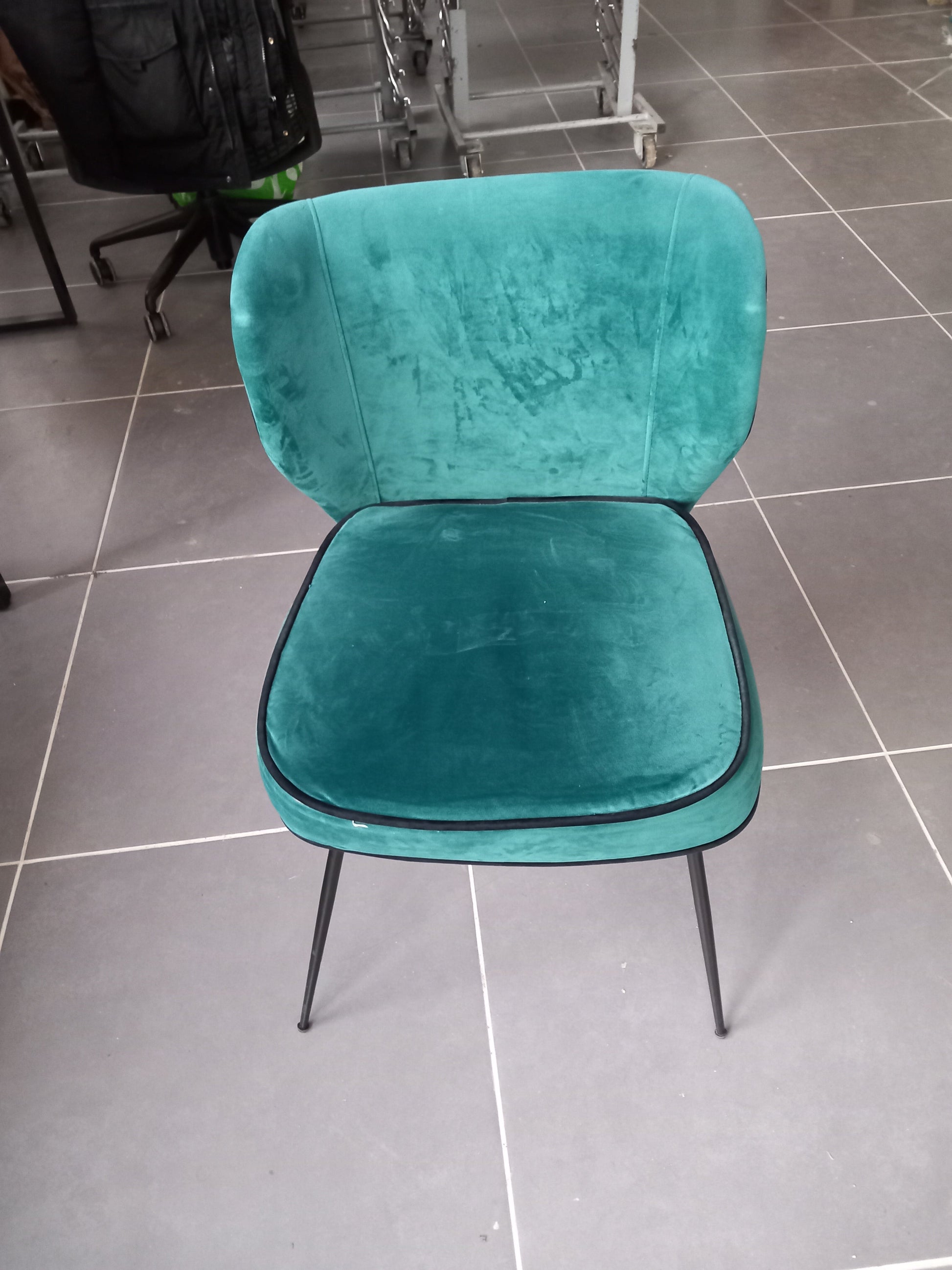 Chaise classique Velours Vert-Bluedigo