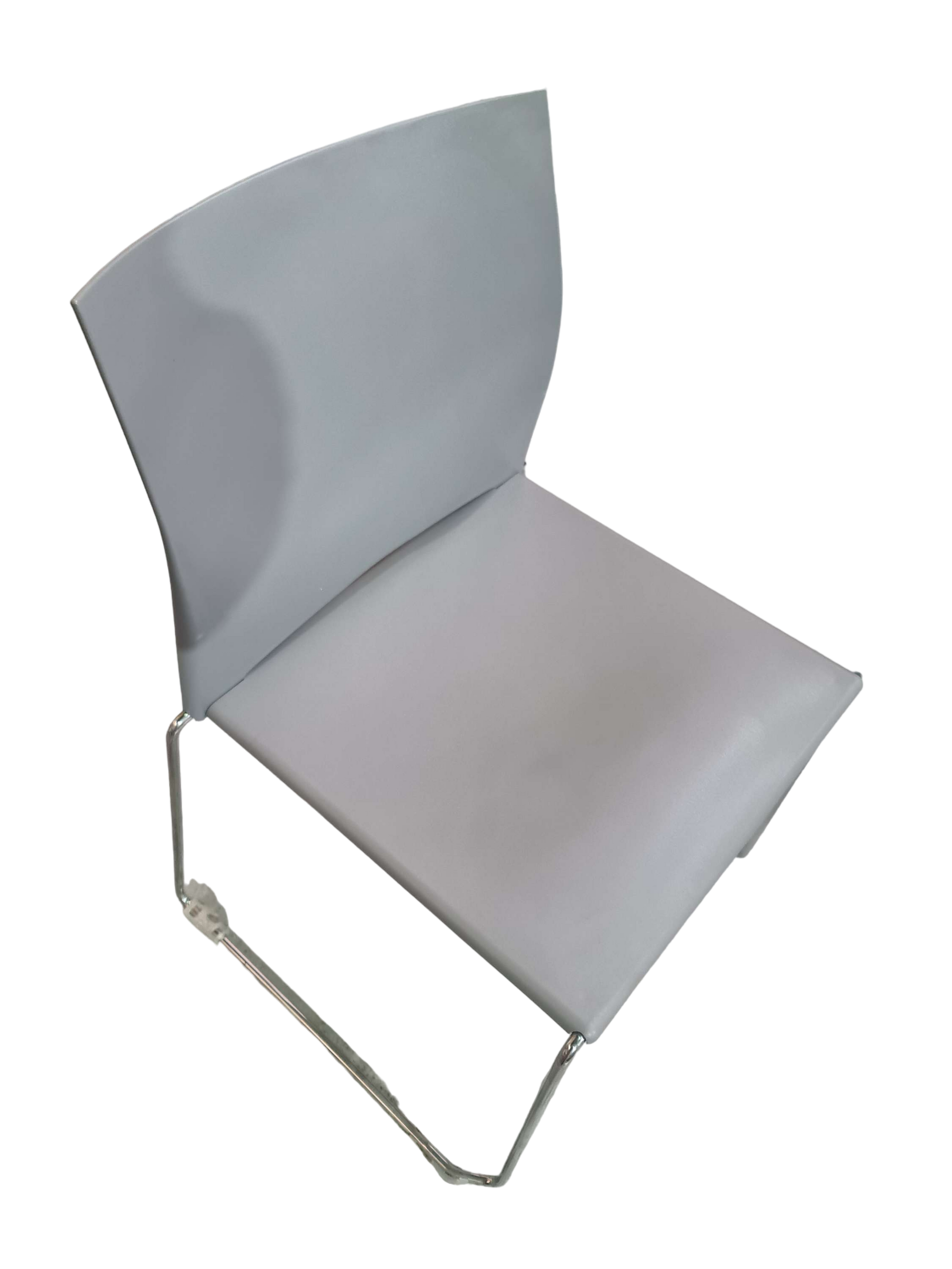 Chaise empilable grise-Bluedigo