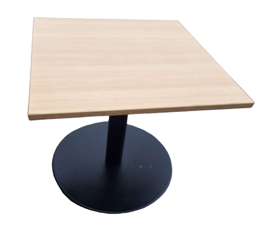 Table carrée Steelcase-Bluedigo