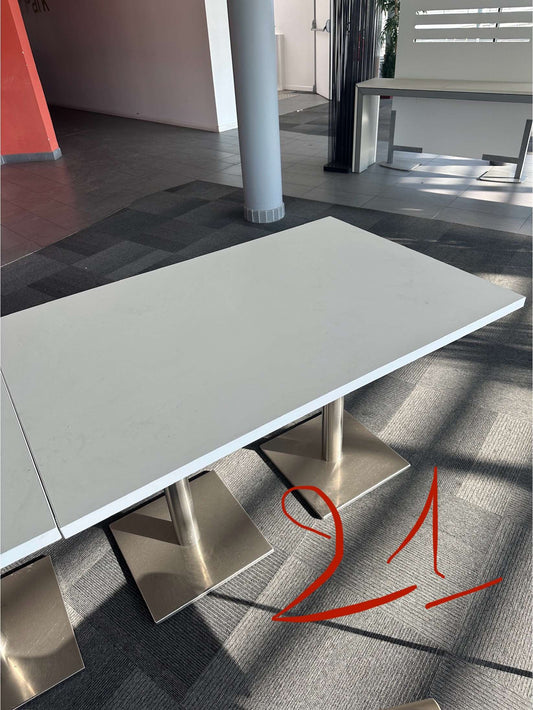 Table rectangulaire blanche-Bluedigo