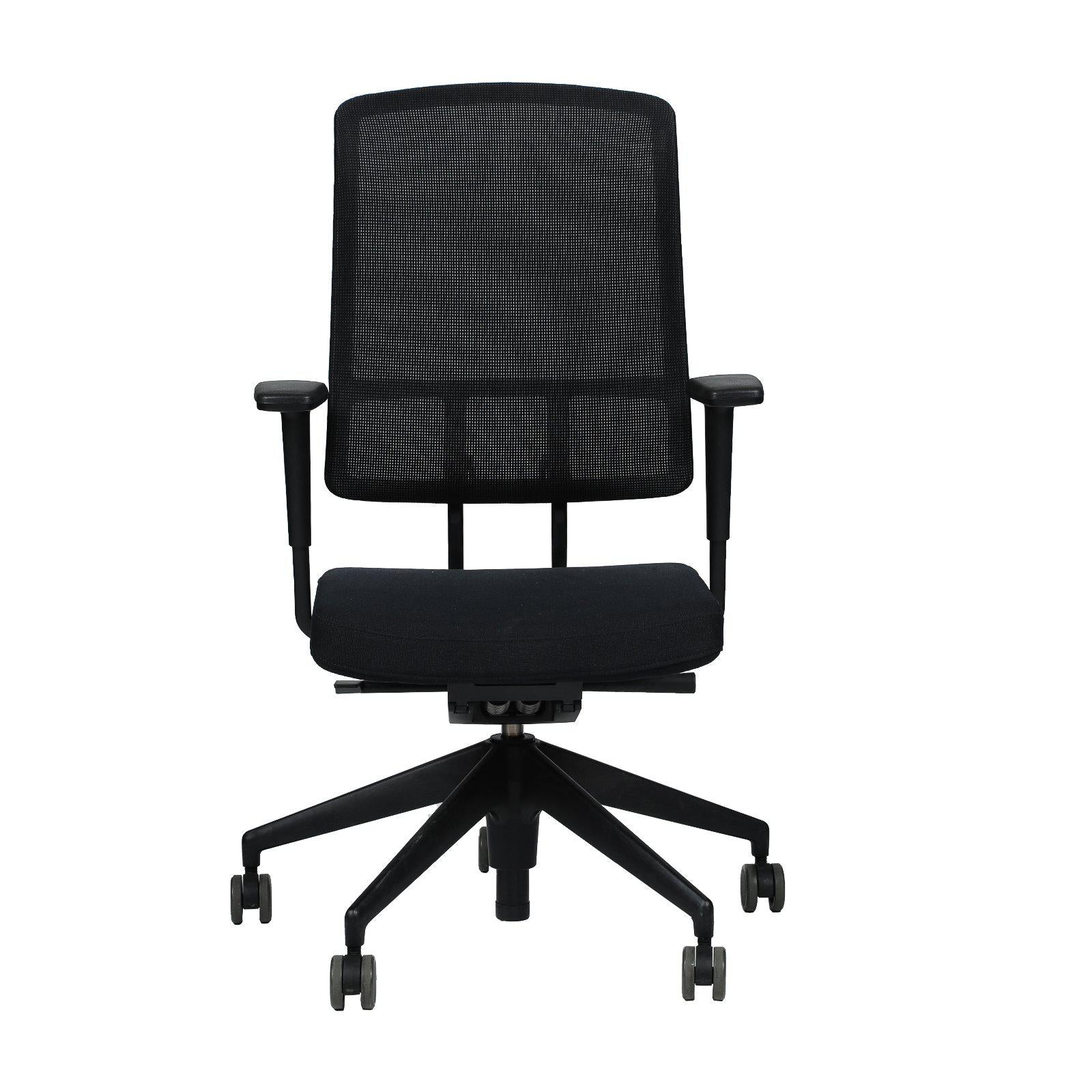 Chaise de bureau AM Chair Vitra occasion - Noir - Avec accoudoirs - 49,5 x 45 x 124 cm-Bluedigo
